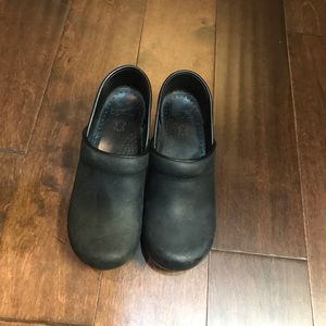 Dansko black professional mule